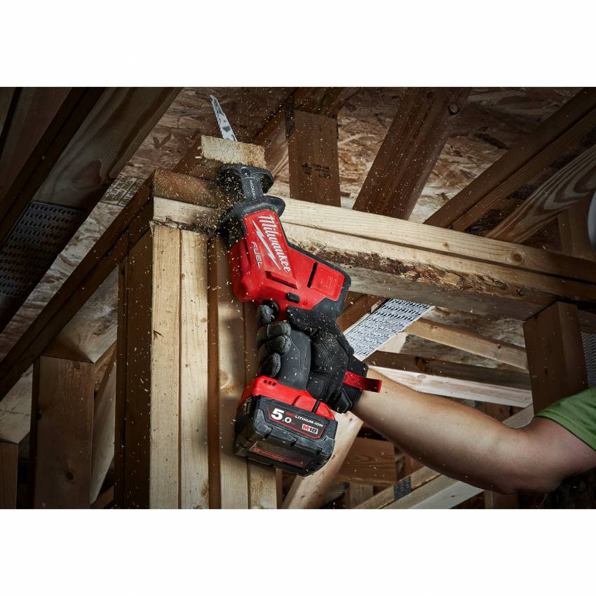 Пила шабельна акумуляторна MILWAUKEE, M18 FHZ-0X (HDкейс)-4933459887