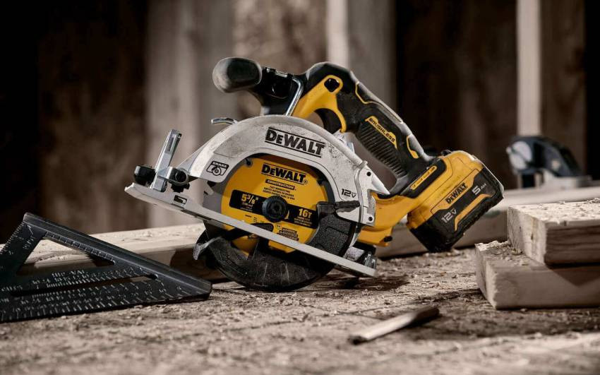 Пила дискова акумуляторна безщіткова DeWALT DCS512NT-DCS512NT