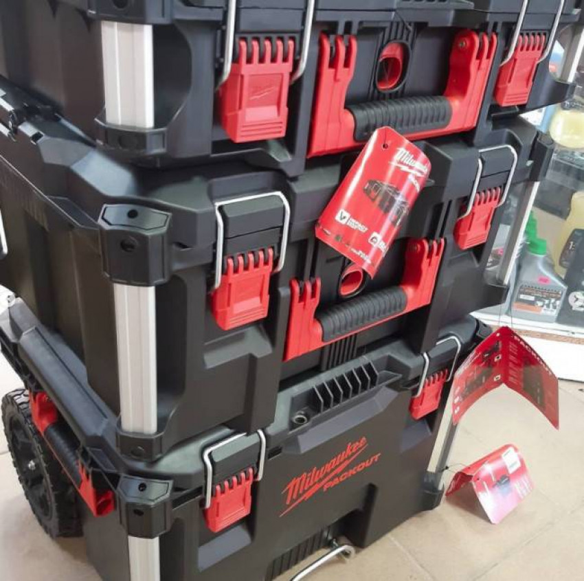 Набір кейсів PACKOUT MILWAUKEE 3шт (ящик на колесах, великий кейс, кейс)-4932464244