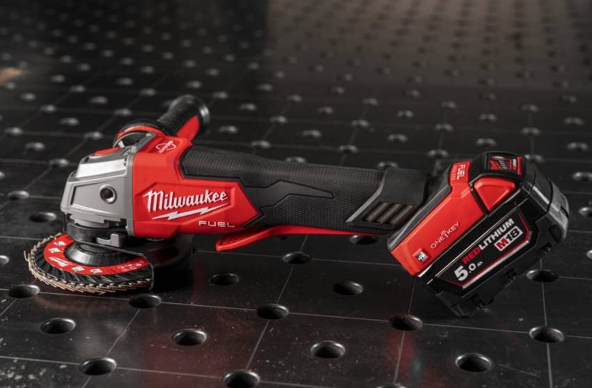 Кутошліфувальна машина 125мм MILWAUKEE M18 ONEFSAG 125XPDB-502X FUEL 4933478435-4933478435