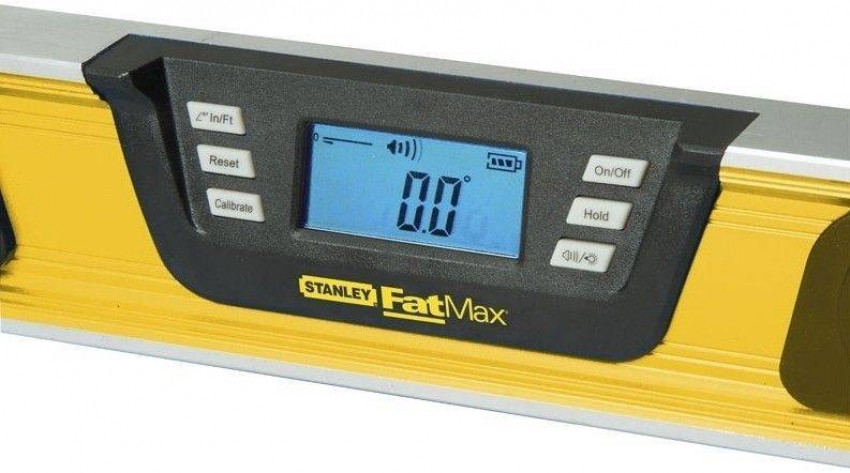 Цифровий рівень з РК-дисплеєм та 2 капсулами STANLEY FatMax® l= 60 см-0-42-065