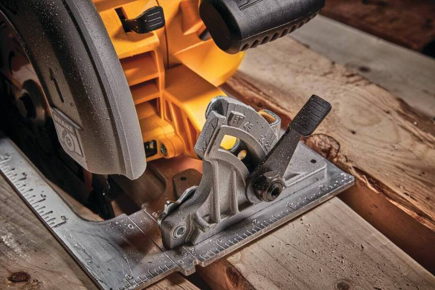 Пила дискова акумуляторна безщіткова DeWALT DCS573NT-DCS573NT