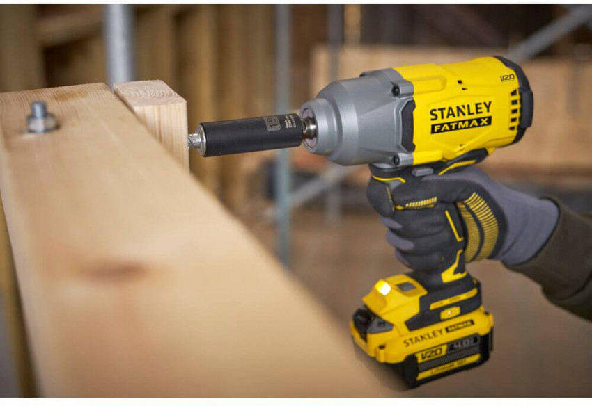 Гайковерт ударний акумуляторний STANLEY FATMAX SFMCF940M1-SFMCF940M1