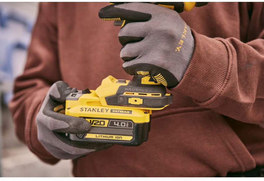 Гайковерт ударний акумуляторний STANLEY FATMAX SFMCF940M1-SFMCF940M1