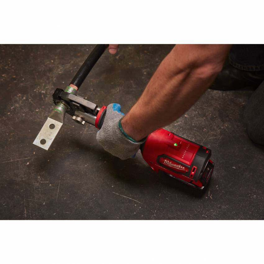 Обжимник гідравлічний акумуляторний MILWAUKEE M18 HCCT-201C ONE-KEY-4933451194