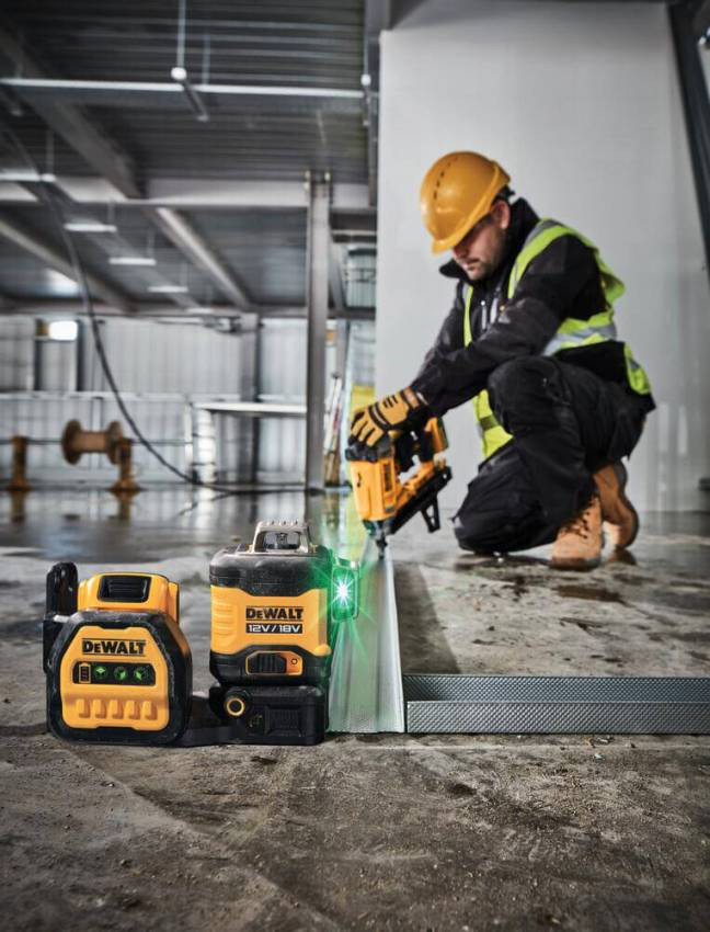 Рівень лазерний лінійний DeWALT DCE089NG18-DCE089NG18