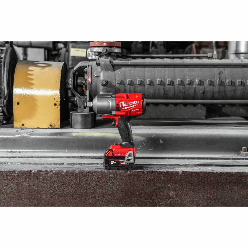 Гайкокрут акумуляторний 3/4" MILWAUKEE, M18 ONEFHIWF34-502X, 2034Нм (зарядний пристрій, 2 акум.X 5Ач, HDкейс)-4933459730