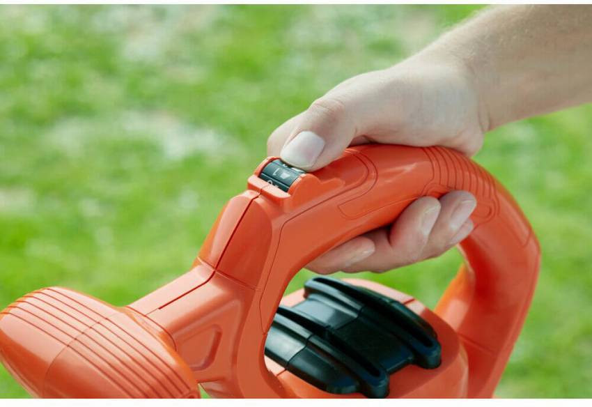 Садовий порохотяг електричний BLACK DECKER BEBLV290-BEBLV290