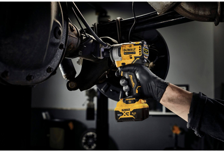 Гайкокрут ударний акумуляторний безщітковий DeWALT DCF901P2-DCF901P2