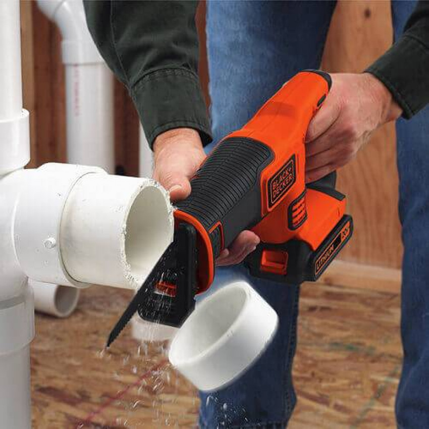 Пила шабельна  акумуляторна BLACK DECKER BDCR18N-BDCR18N