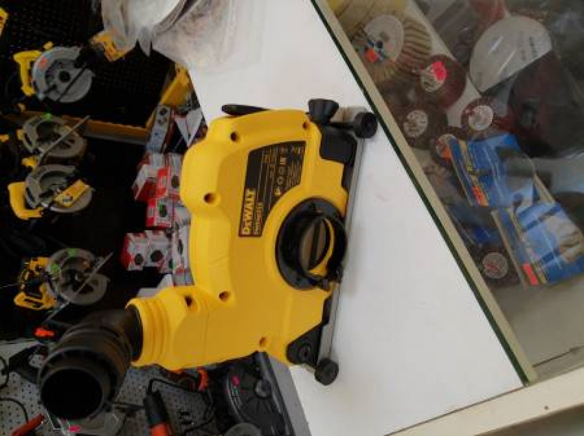 Захисний кожух для відводу пилу DeWALT, сумісний з УШМ 125 мм DWE46225-DWE46225