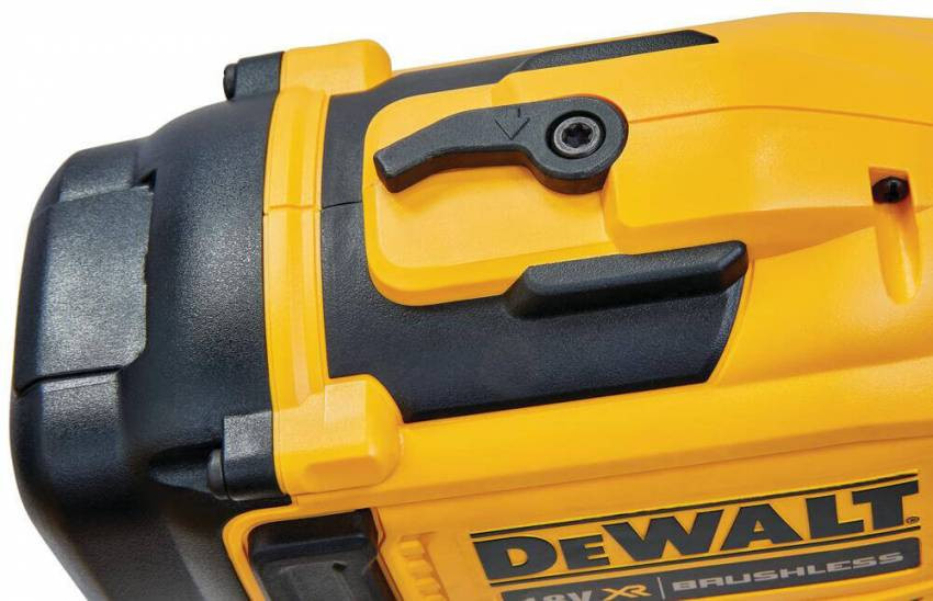 Пістолет цвяхів акумуляторний безщітковий DeWALT DCN45RNN 18В XR Li-Ion, безщітковий, барабанний, діаметр/довжина цвяха 3/19-45 мм, вага 3.85 кг, без акумуляторів, зарядного пристрою та валізи-DCN45RNN