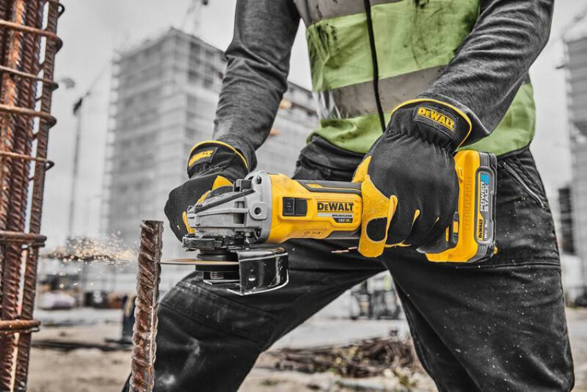 Шлифмашина угловая - болгарка аккумуляторная бесщёточная DeWALT DCG405H2T-DCG405H2T