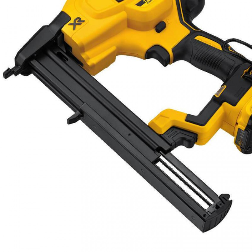 Степлер скобозабивний безщітковий акумуляторний DeWALT DCN681D2-DCN681D2