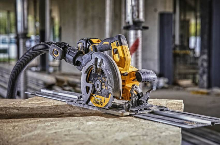 Пила дискова акумуляторна DeWALT DCS576N-DCS576N