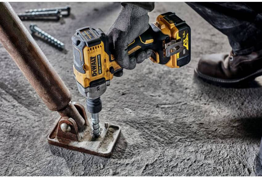 Гайковерт ударний акумуляторний безщітковий DeWALT DCF891N-DCF891N