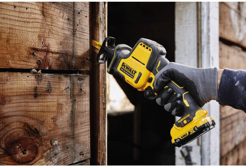 Пила шабельна акумуляторна безщіткова DeWALT DCS312NT-DCS312NT