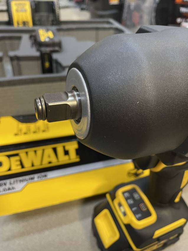 Гайковерт ударний акумуляторний безщітковий 1/2", 1396 Нм, DeWALT DCF900P2G-DCF900P2G