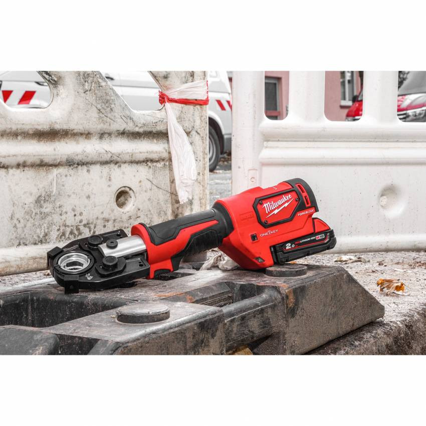 Обжимник гідравлічний акумуляторний MILWAUKEE M18 HCCT-201C ONE-KEY-4933451194