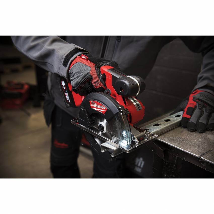 Циркулярна пилка MILWAUKEE M18 FUEL FMCS-502X 4933459193-4933459193