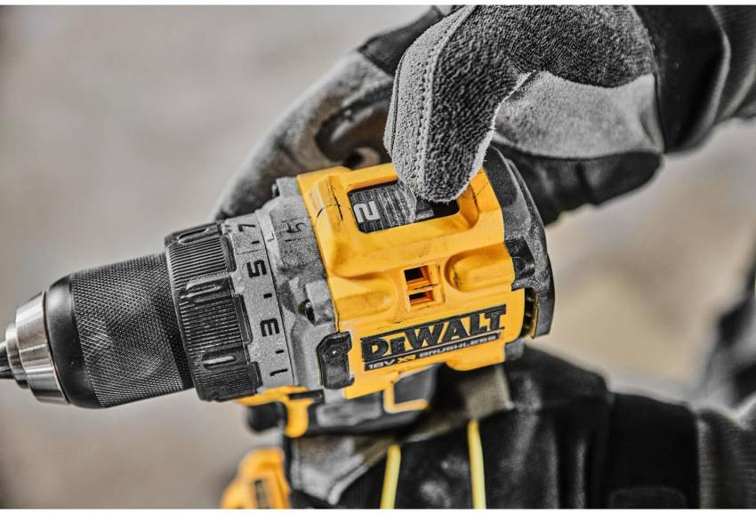 Набір з двох інструментів безщіткових DeWALT DCK2051E2T-DCK2051E2T