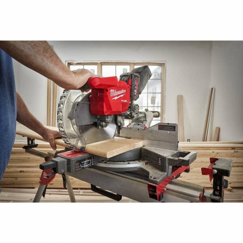 Пила MILWAUKEE M18 M18 FMS305-121 4933471122-4933471122