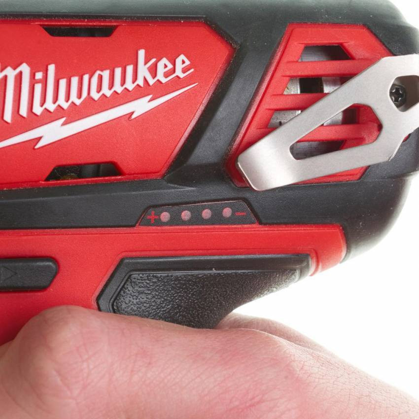 Гайковерт акумуляторний 1/2" MILWAUKEE, M12 BIW12-0, 138Нм-4933447134