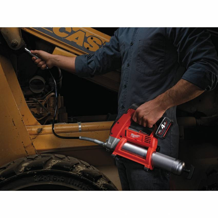 Шприц для змащування акумуляторний MILWAUKEE, M12 GG-0-4933440435