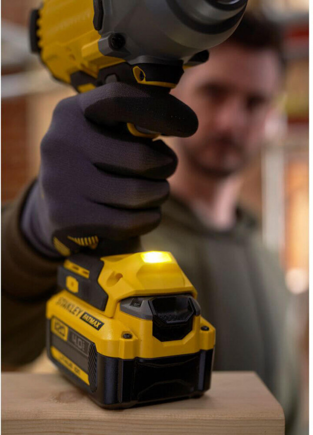 Гайковерт ударний акумуляторний STANLEY FATMAX SFMCF940M1-SFMCF940M1