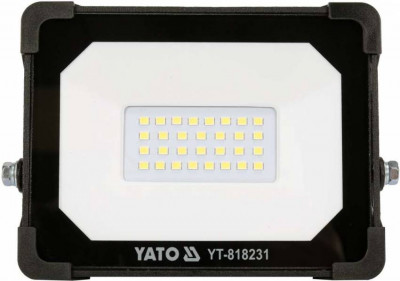 Прожектор з SMD-діодним випромінювачем YATO: 20 Вт, 230 В, 1900 Лм, 30 діодів, 140x 124.5x 32 мм