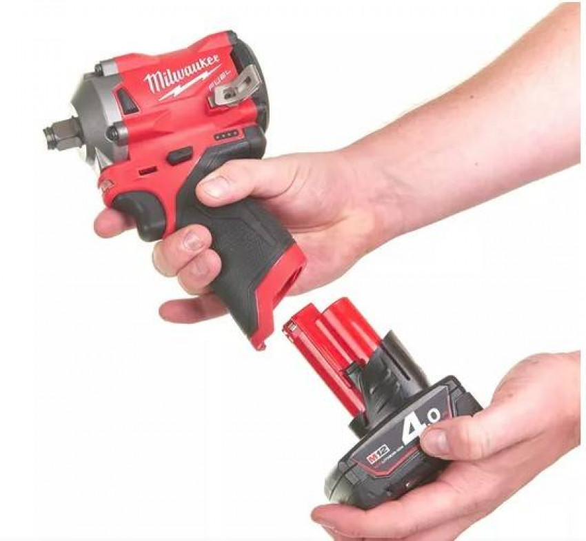 Гайковерт акумуляторний 1/2" MILWAUKEE, M12 FIWF12-422X, 339 Нм, (заряд. пристрій, 1 акум.Х 2Ач, 1 акум.Х 4Ач, HD кейс)-4933464616