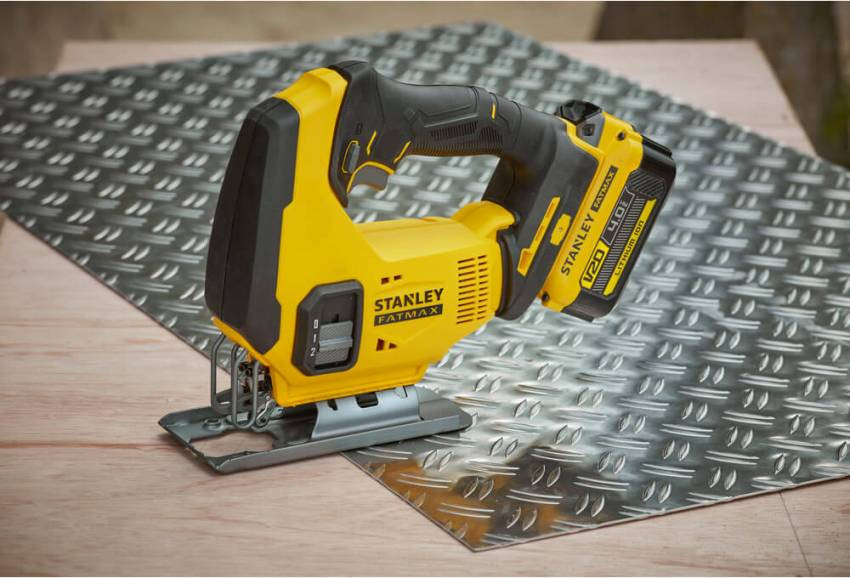 Пила лобзикова акумуляторна STANLEY FATMAX SFMCS600B-SFMCS600B