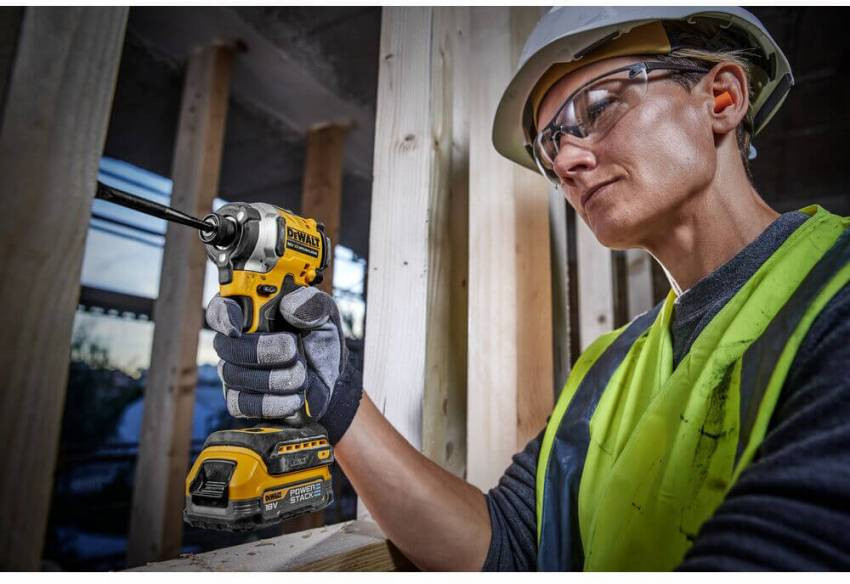 Шуруповерт ударний акумуляторний безщітковий DeWALT DCF850E2T-DCF850E2T