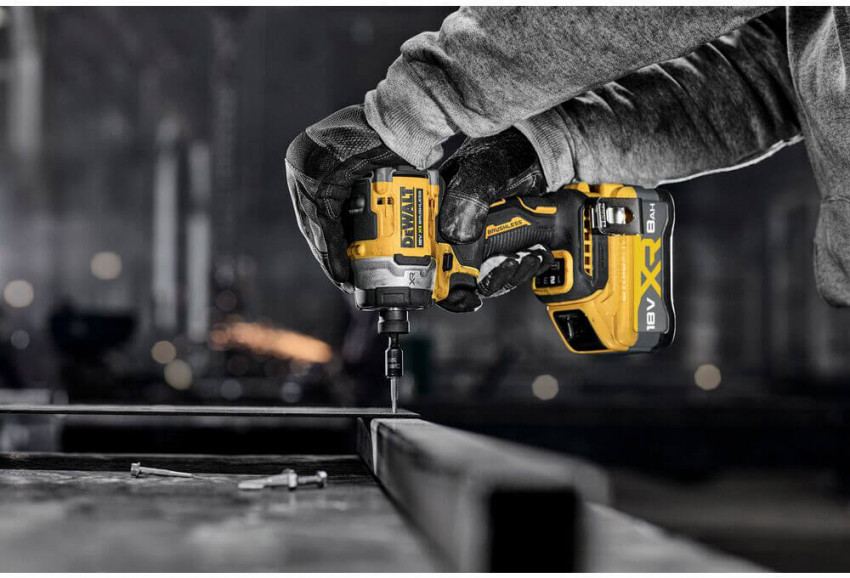 Шурупокрут ударний акумуляторний безщітковий DeWALT DCF860NT-DCF860NT