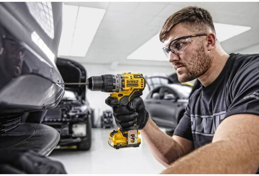 Дриль-акумуляторний безщітковий ударний DeWALT DCD706D2-DCD706D2