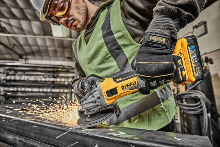 Шлифмашина угловая - болгарка аккумуляторная бесщёточная DeWALT DCG405H2T-DCG405H2T