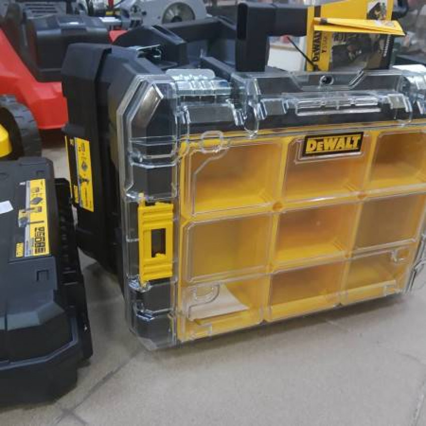 Органайзер TSTAK із прозорою кришкою DeWALT DWST1-71194-DWST1-71194