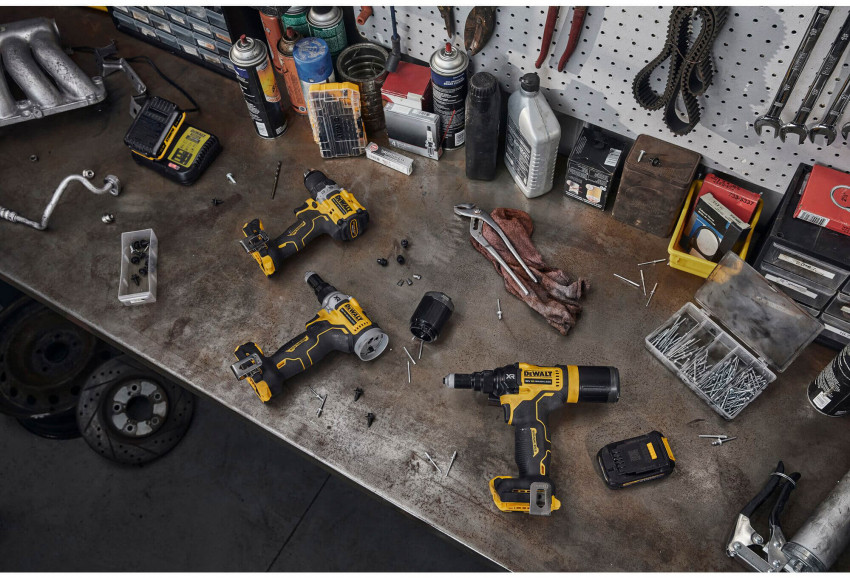 Заклепочник акумуляторний безщітковий DeWALT DCF414E2GT-DCF414E2GT