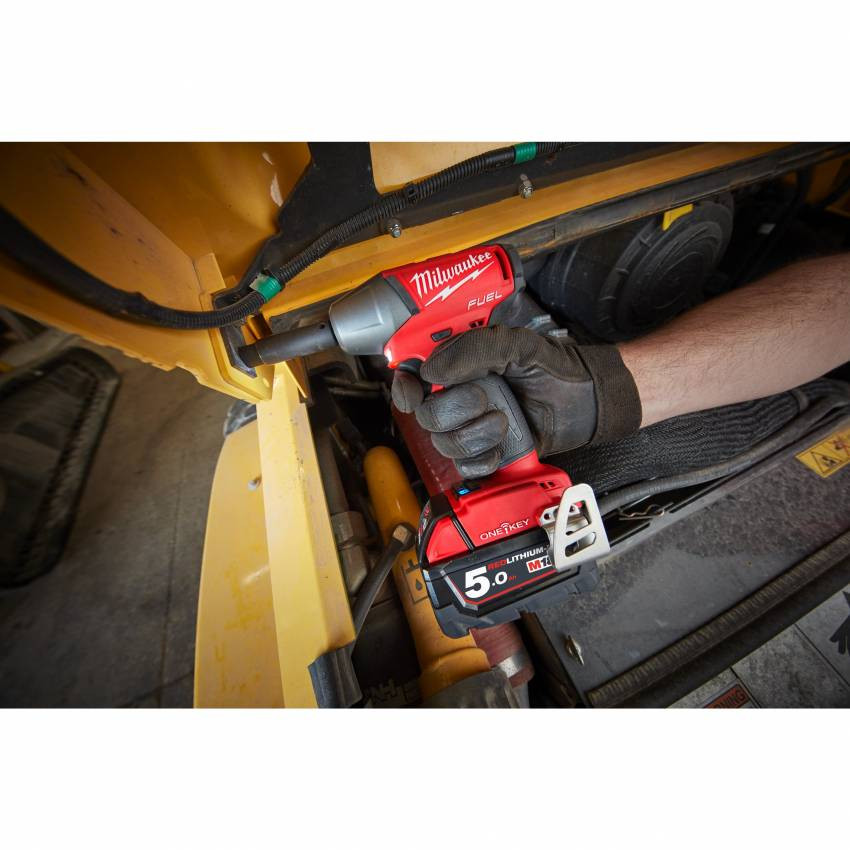 Гайкокрут акумуляторний 1/2" MILWAUKEE, M18 ONEIWF12-502X, 300Нм (зарядний пристрій, 2 акум.Х 5Ач, HDкейс)-4933451374