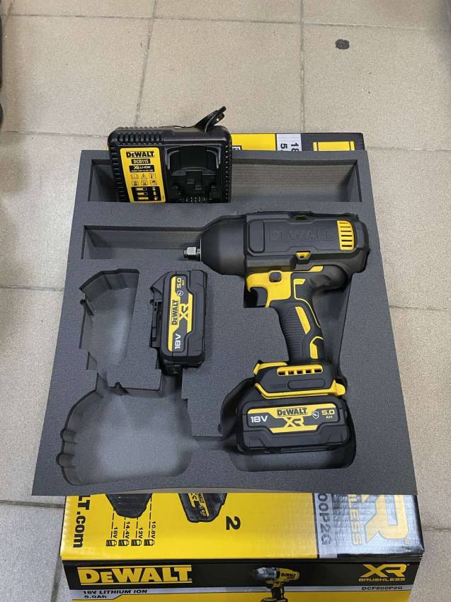 Гайковерт ударний акумуляторний безщітковий 1/2", 1396 Нм, DeWALT DCF900P2G-DCF900P2G