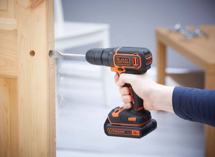 Дриль-шуруповерт акумуляторний BLACK DECKER BDCD18-BDCD18