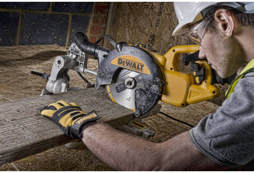 Пила торцювальна мережева DeWALT DWS773-DWS773