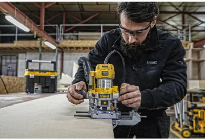 Фрезер кромочний DeWALT D26204K