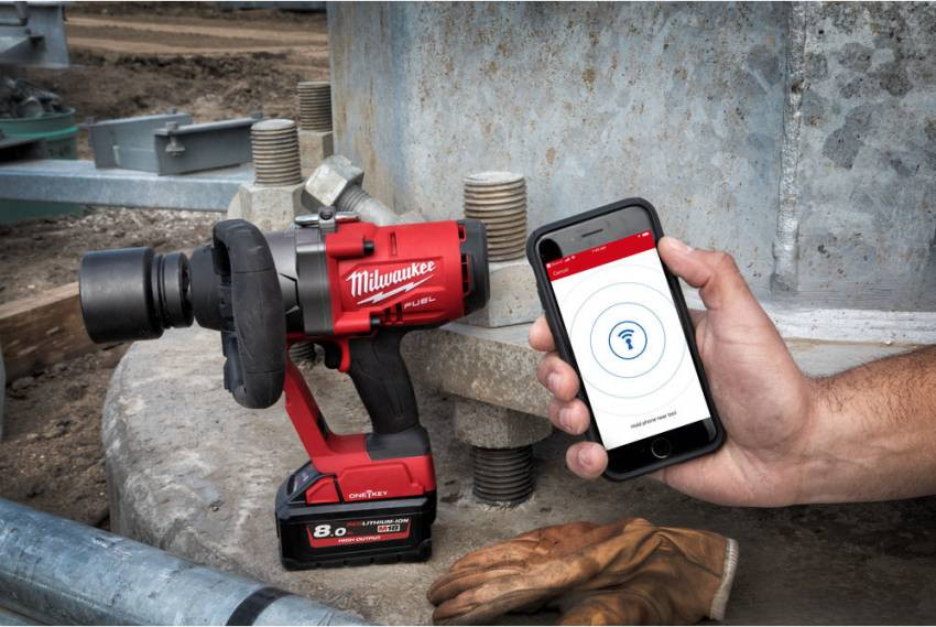 Гайковерт акумуляторний 1" MILWAUKEE, M18 ONEFHIWF1-802X, 2400Нм (зарядний пристрій, 2 акум.Х 8Ач, HDкейс)-4933459733