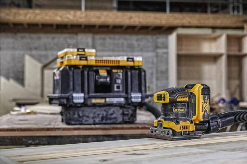 Шліфмашина вібраційна акумуляторна DeWALT DCW200NT-DCW200NT