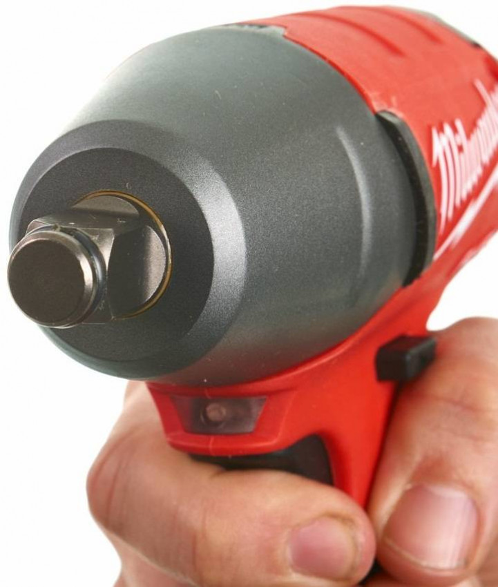 Гайкокрут акумуляторний 1/2" MILWAUKEE, M18 ONEIWF12-502X, 300Нм (зарядний пристрій, 2 акум.Х 5Ач, HDкейс)-4933451374