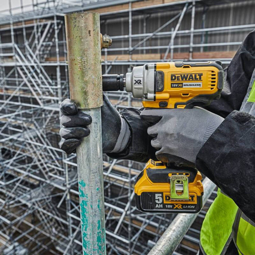 Гайковерт ударний акумуляторний безщітковий DeWALT DCF894NT-DCF894NT