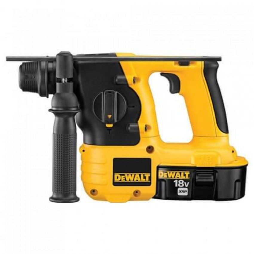 Перфоратор акумуляторний SDS-Plus DeWALT, 2-ох режимний 18В,2 Дж,1100 об/хв.,4200 уд./хв., діаметри свердління бетон/дерево/метал - 20/26/13 мм, вага 3,1 кг, 2 акумулятори, ЗУ, рукоятка, кейс-DC212KA