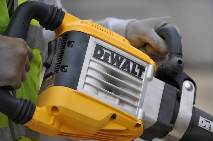 Відбійний молоток мережевий DeWALT D25961K-D25961K