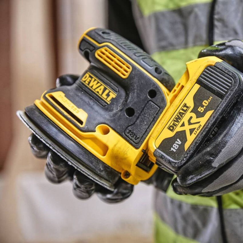 Шліфмашина ексцентрикова акумуляторна безщіткова DeWALT DCW210P2-DCW210P2